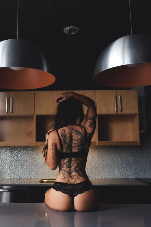 Lucknow Escorts